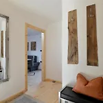 Loisi Mit Grossem Balkon - By Nv-appartements דירה קירשברג אין טירול