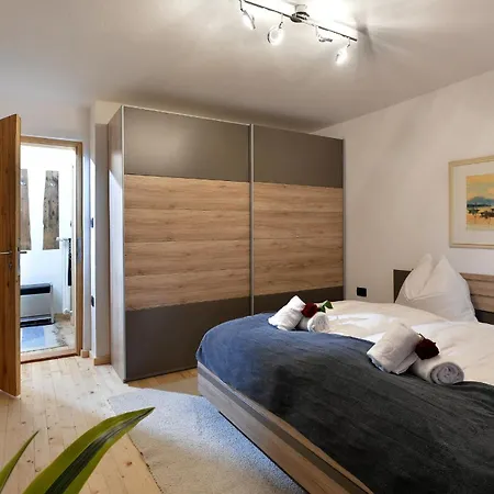Apartment Loisi Mit Grossem Balkon - By Nv-appartements