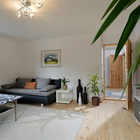 Loisi Mit Grossem Balkon - By Nv-appartements קירשברג אין טירול
