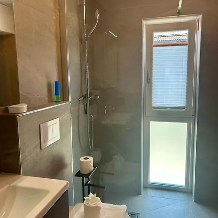 Loisi Mit Grossem Balkon - By Nv-appartements 티롤 키르흐베르크