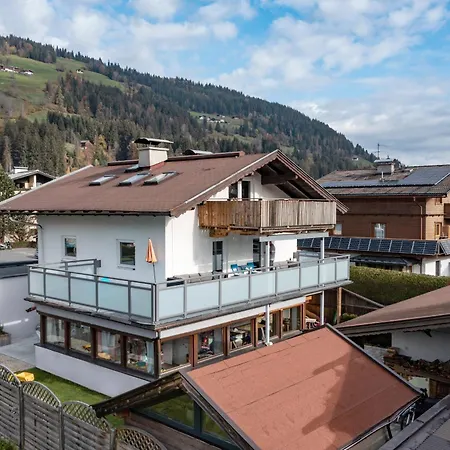 Loisi Mit Großem Balkon - By Nv-appartements Appartement Kirchberg in Tirol